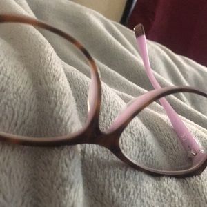 Meet your Posher, Mai